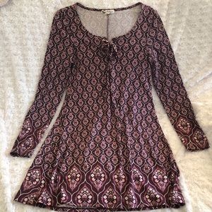 Patterned long sleeve dress